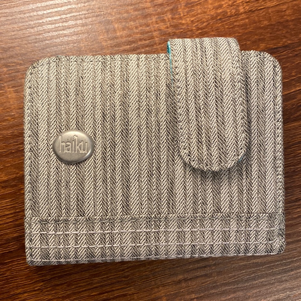 Haiku mini wallet